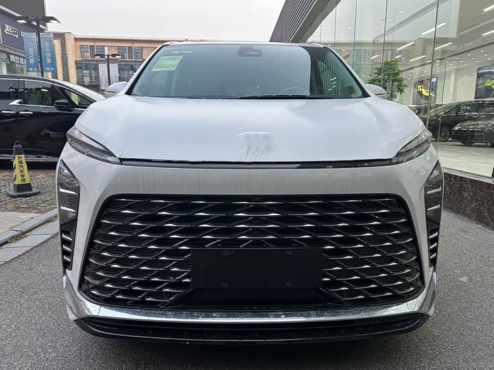 Фото 2 - Buick GL8 ES