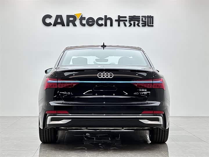 Фото 4 - Audi A6L
