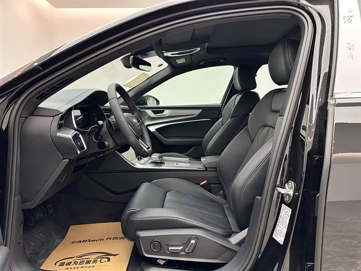 Фото 8 - Audi A6L