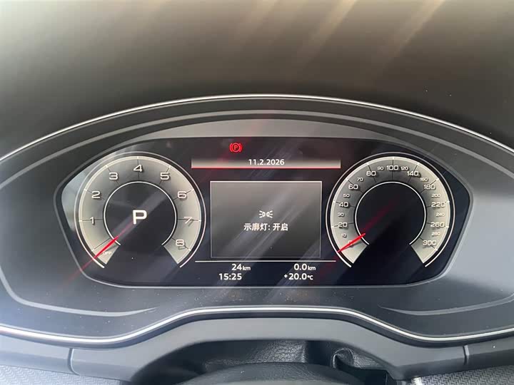 Фото 9 - Audi Q5L