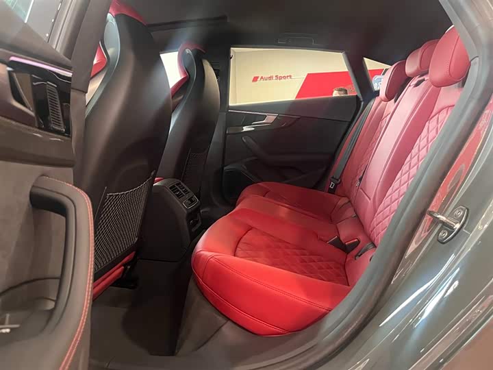 Фото 8 - Audi S5