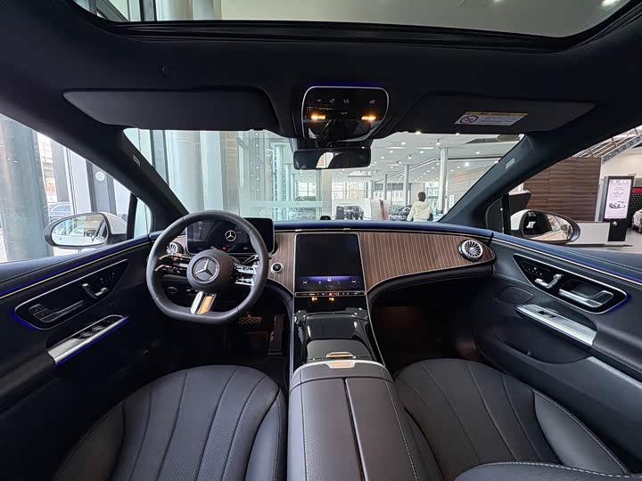 Фото 5 - Mercedes-Benz EQE