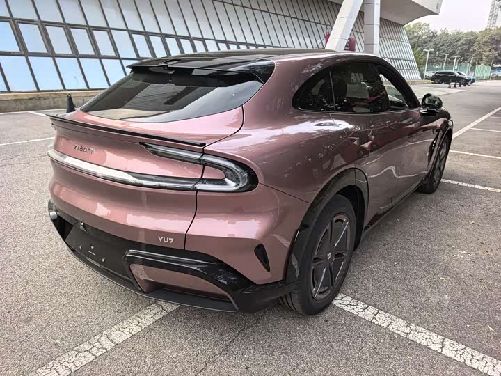 Фото 7 - Xiaomi YU7