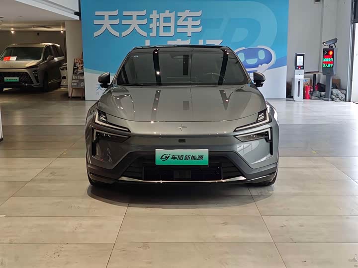 Фото 2 - Polestar 4