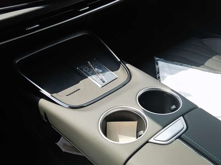 Photo 21 - Changan Deepal SL03