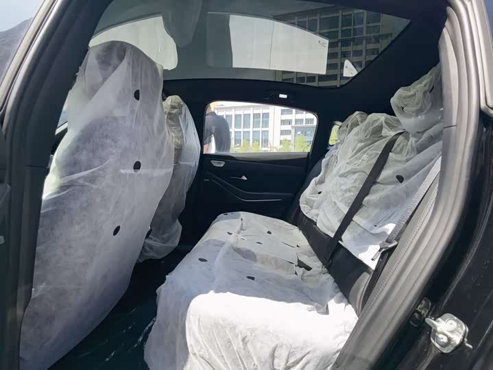 Photo 22 - Changan Deepal SL03