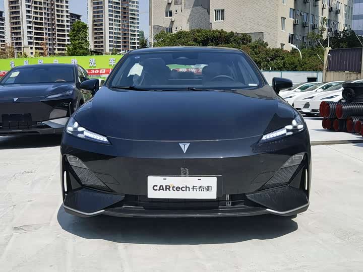 Photo 3 - Changan Deepal SL03