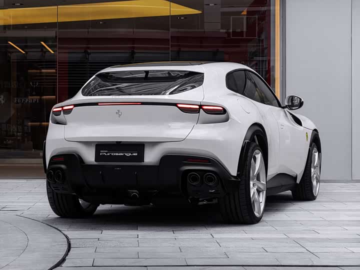 Фото 6 - Ferrari Purosangue