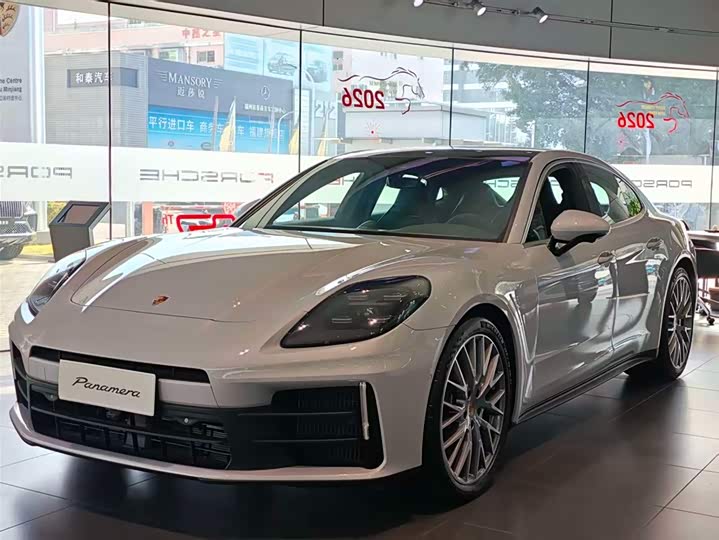 Фото 1 - Porsche Panamera