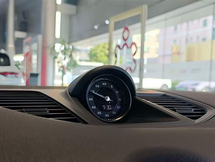 Фото 7 - Porsche Panamera