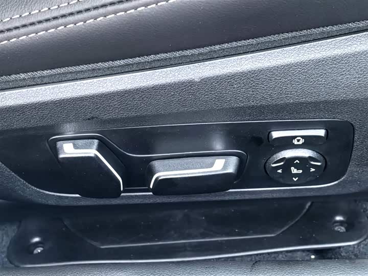 Фото 10 - BMW M2