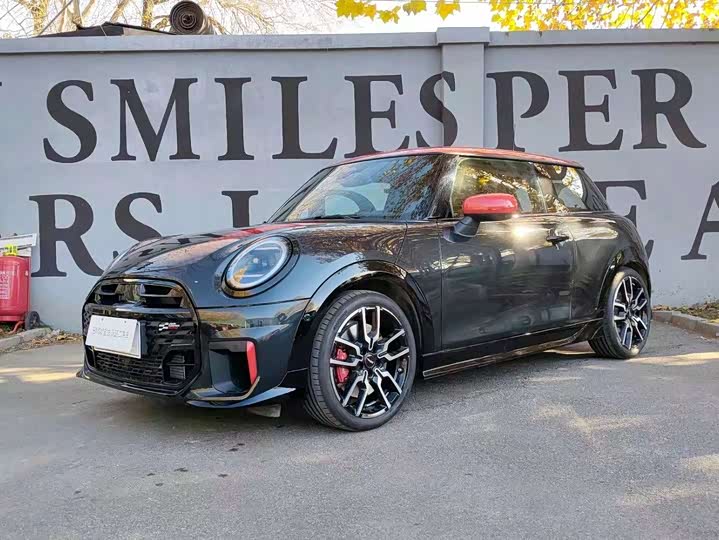 Фото 1 - Mini Mini JCW