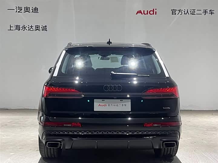 Фото 3 - Audi Q7