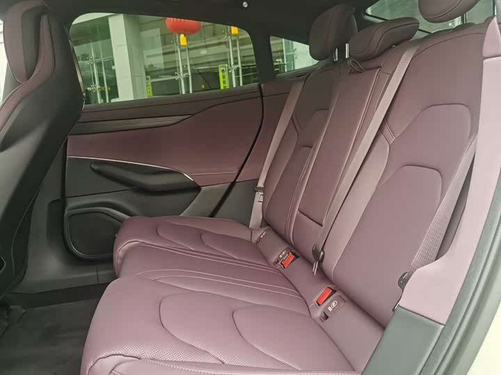 Фото 9 - Xiaomi SU7