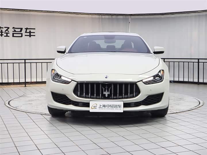 Фото 2 - Maserati Ghibli