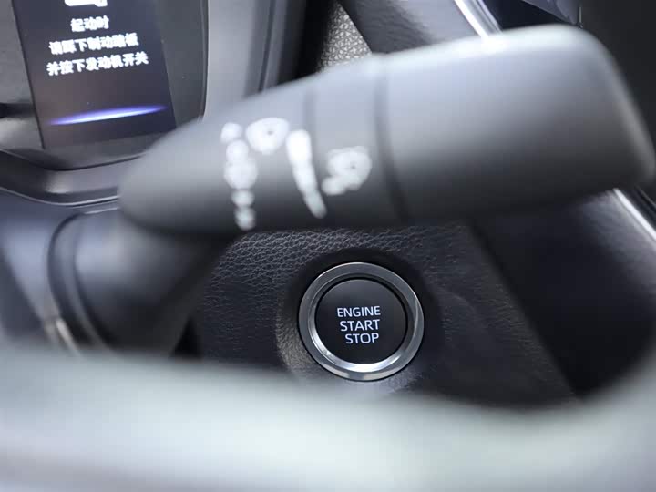 Фото 19 - Toyota Corolla