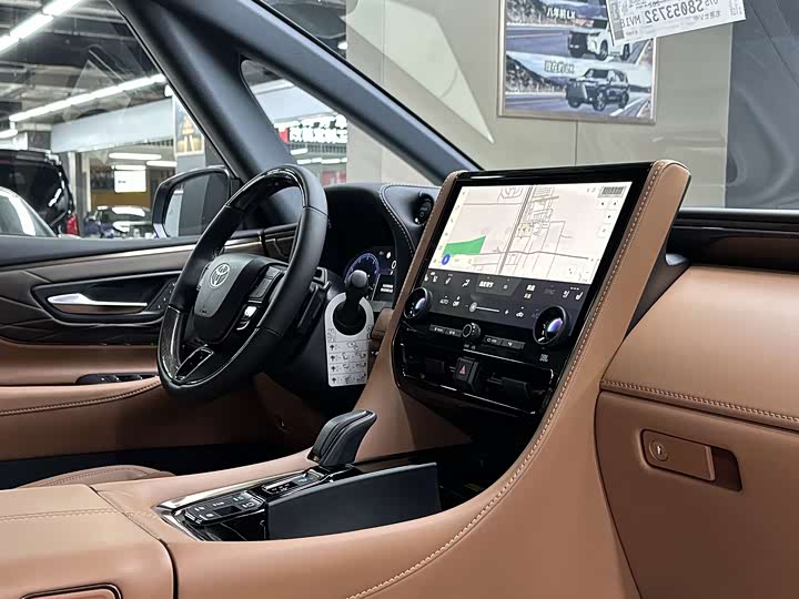 Фото 12 - Toyota Alphard