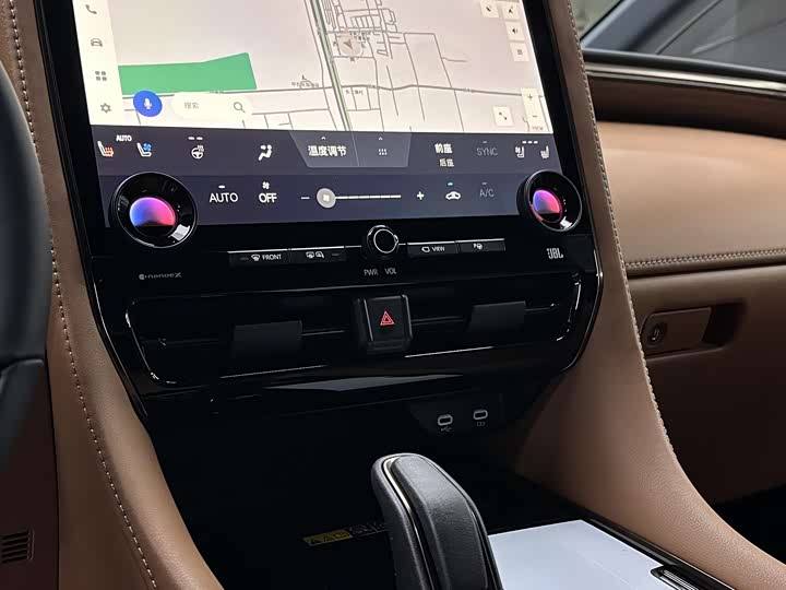 Фото 14 - Toyota Alphard