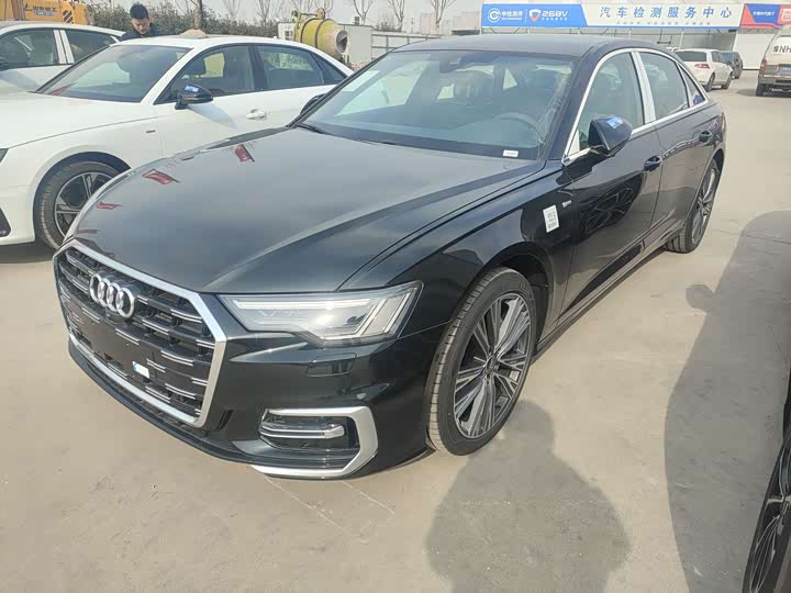 Фото 1 - Audi A6L