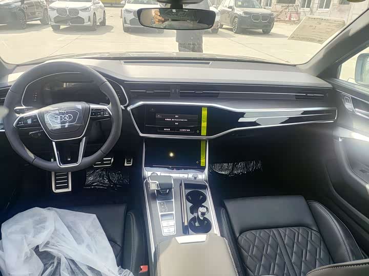 Фото 5 - Audi A6L