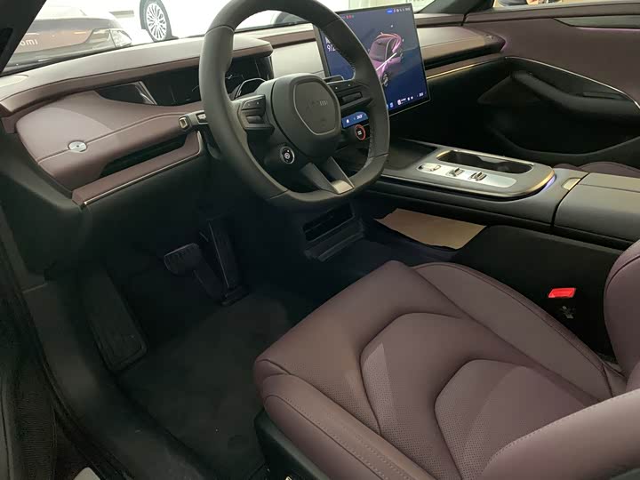 Фото 8 - Xiaomi SU7