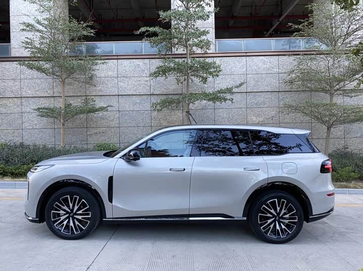 Фото 3 - Changan Qiyuan (Nevo) Q07