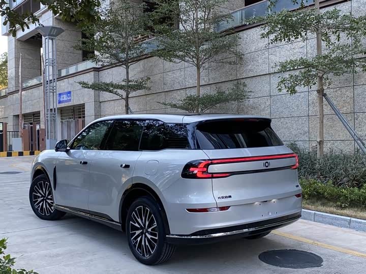 Фото 4 - Changan Qiyuan (Nevo) Q07