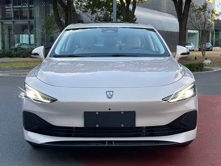 Фото 2 - Roewe D7