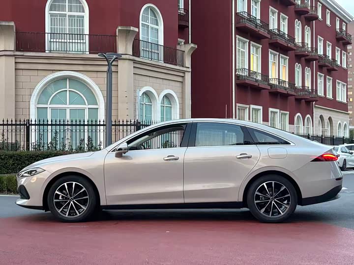 Фото 3 - Roewe D7