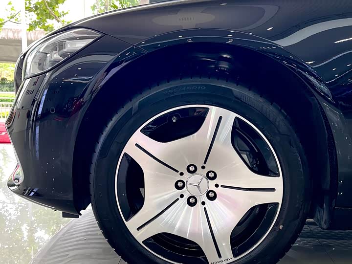 Фото 14 - Mercedes-Benz Maybach S-Class