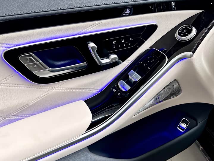 Фото 7 - Mercedes-Benz Maybach S-Class