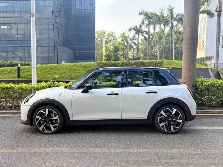 Фото 3 - Mini Mini