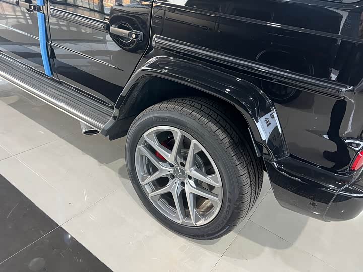 Фото 10 - Mercedes-Benz G-Class AMG