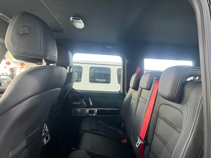 Фото 22 - Mercedes-Benz G-Class AMG