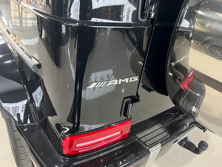 Фото 9 - Mercedes-Benz G-Class AMG