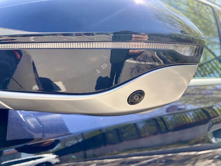 Фото 23 - BMW 5 Series