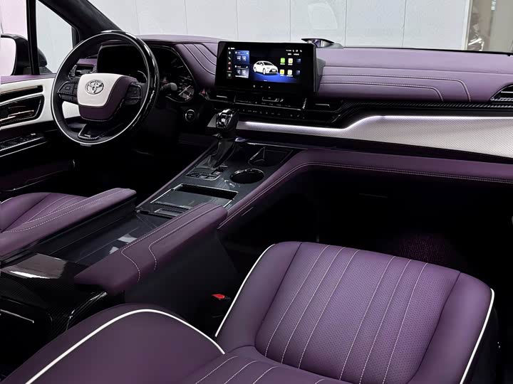 Фото 9 - Toyota Granvia