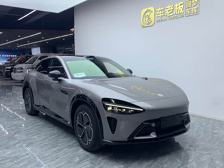 Photo 3 - Xiaomi YU7