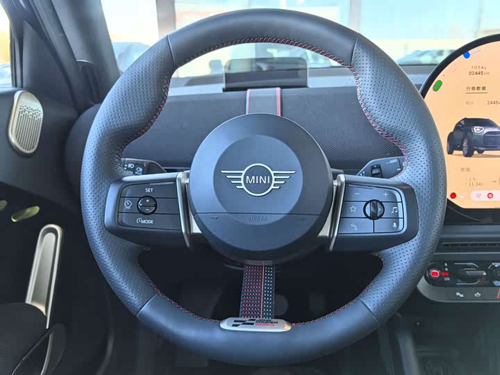 Фото 10 - Mini Aceman