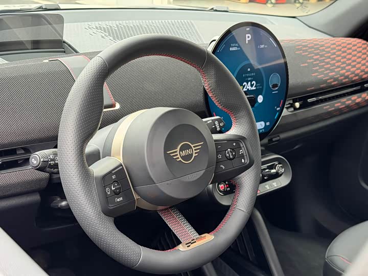 Фото 4 - Mini Aceman