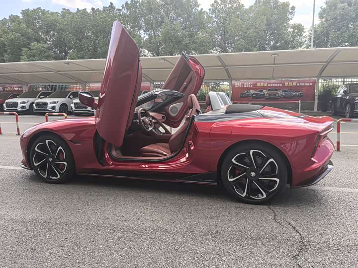 Фото 16 - MG Motor Cyberster