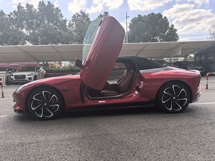 Фото 4 - MG Motor Cyberster