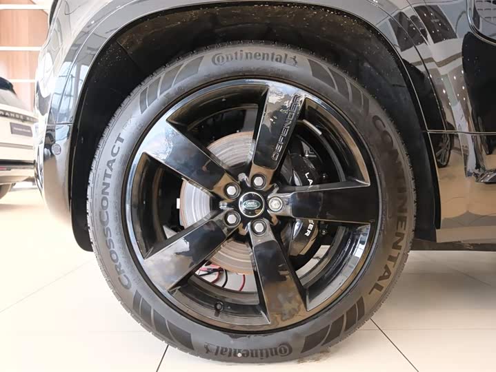 Фото 5 - Land Rover Defender