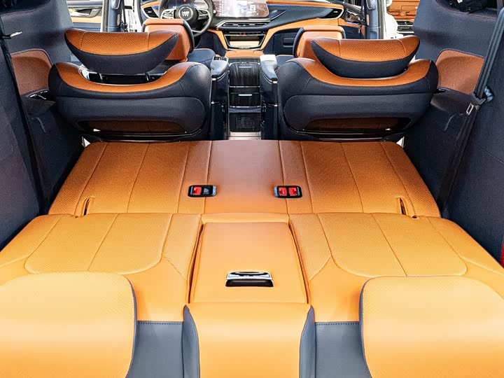 Фото 8 - Buick GL8 ES