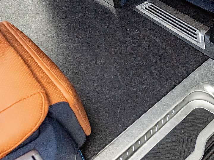 Фото 9 - Buick GL8 ES