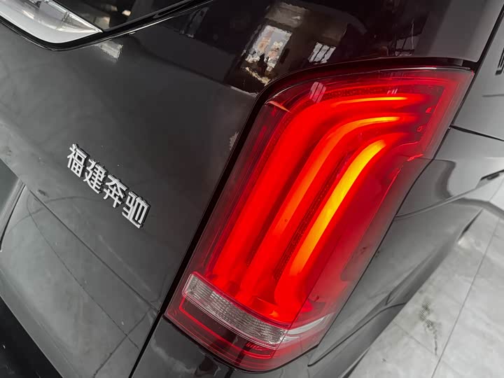 Фото 4 - Mercedes-Benz Vito