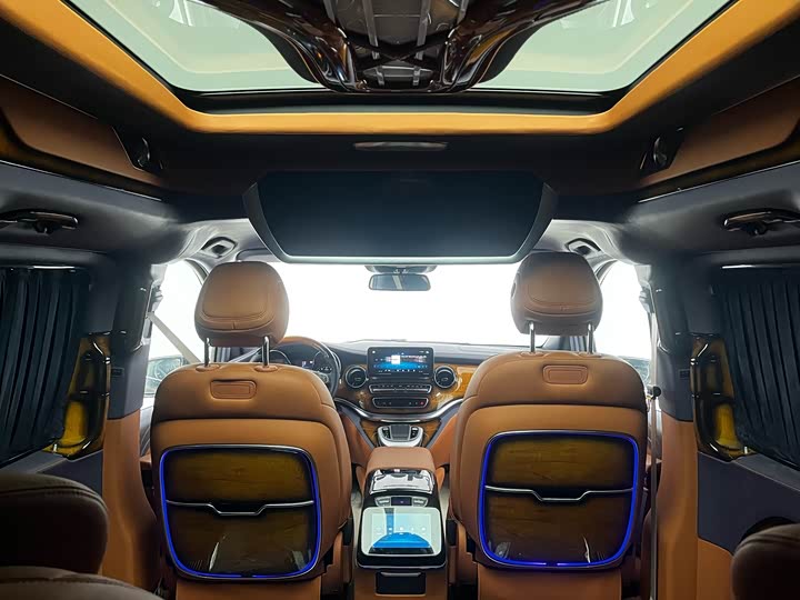 Фото 8 - Mercedes-Benz Vito