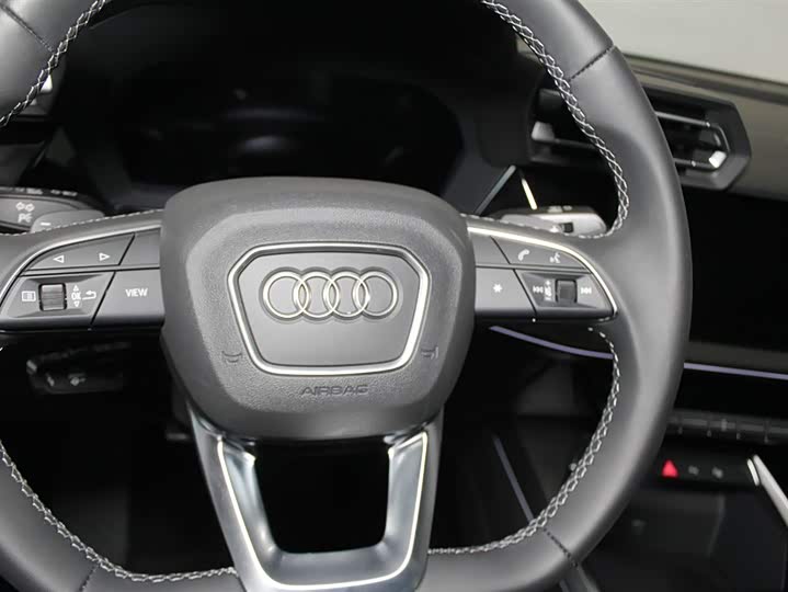 Фото 13 - Audi A3