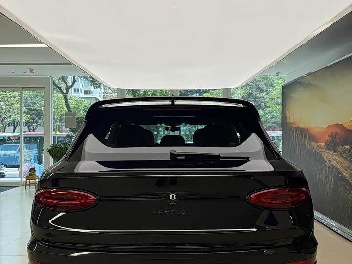 Фото 8 - Bentley Bentayga