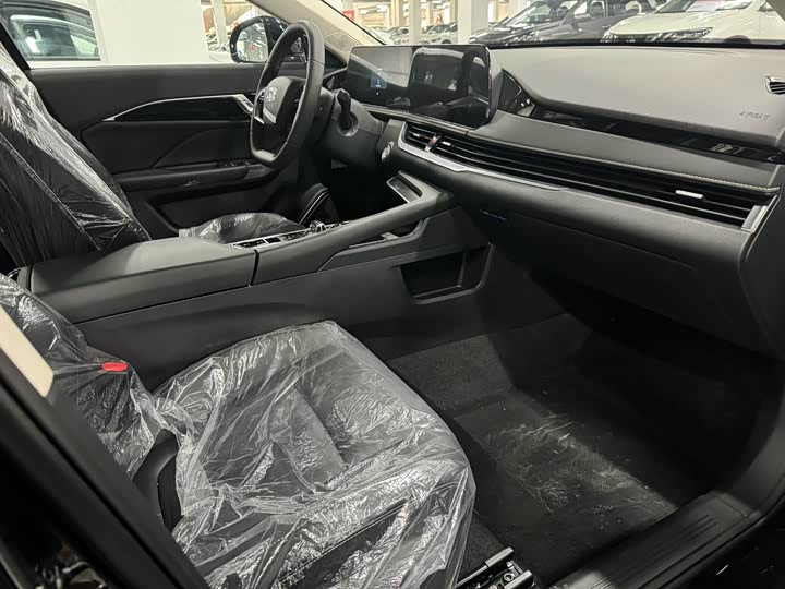 Photo 8 - Bestune B70